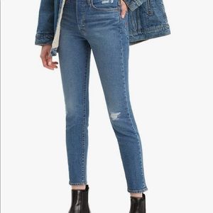 Levi’s high rise skinny jeans